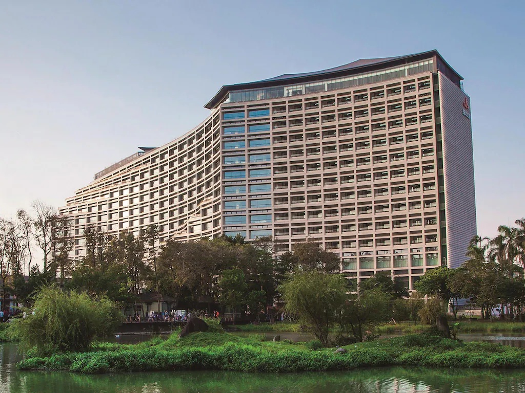 エスリテホテル ESLITE HOTEL 画像1