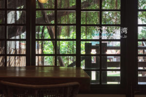 十八卯茶屋の店内