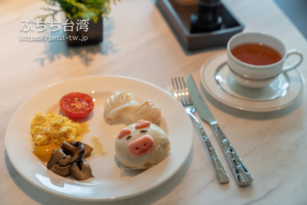 ルネッサンス台北士林ホテルのクラブラウンジの朝食