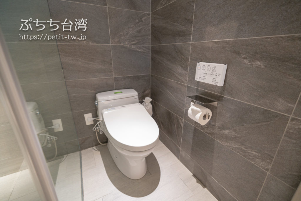 コートヤード バイ マリオット台北ダウンタウンのトイレ　ウォシュレット