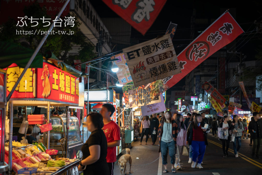 台湾の嘉義の文化路夜市