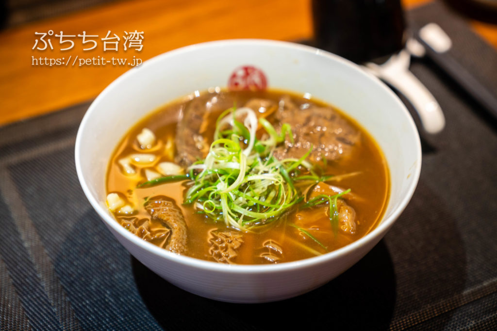 品川蘭の牛肉麺